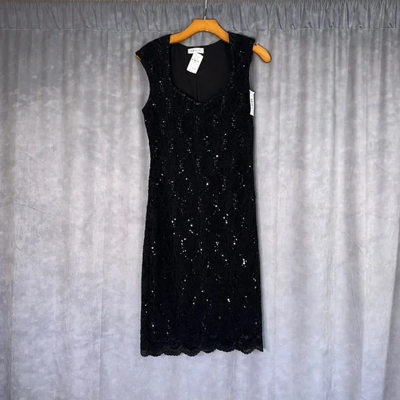 white christmas dresses Vintage St. John for Neiman Marcus Ruffle Shoulder Cocktail Dress – Recess